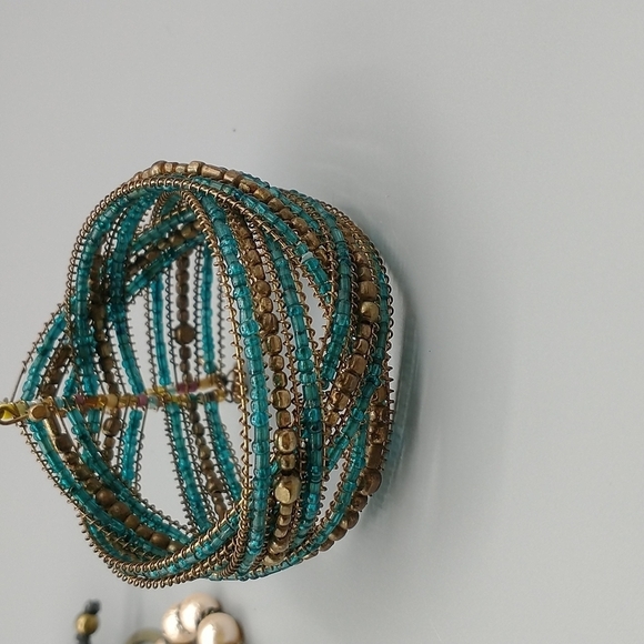 Cuff Bracelets with druzy bangles, pearl bracelets and more - Picture 11 of 16